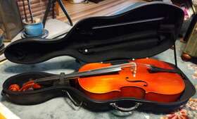 34421 Karl Knilling Cello 4/4 Used Bow Hard Case