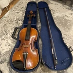 Ernst Roth (e.r. Pfretzschner) Scherl & Exported In 1980 A211/C/W Case. Fixed Price $160.00.